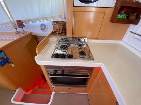 2008 FOUNTAINE PAJOT ORANA 44