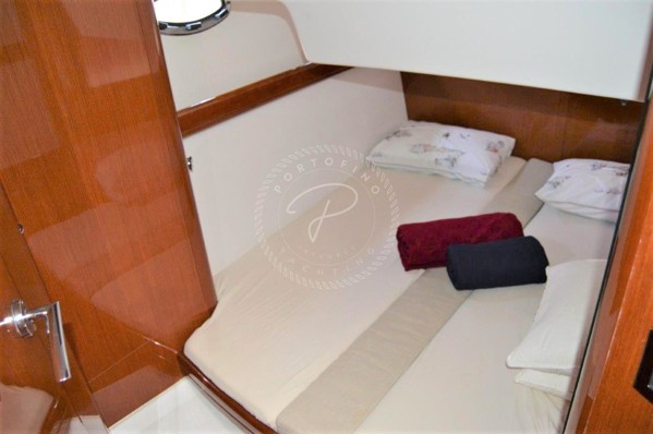 2013 BENETEAU ANTARES 42