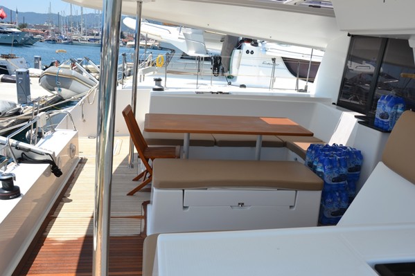 2013 FOUNTAINE PAJOT HELIA 44