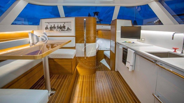 2017 BERTRAM 35