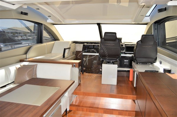 2012 FAIRLINE TARGA 58