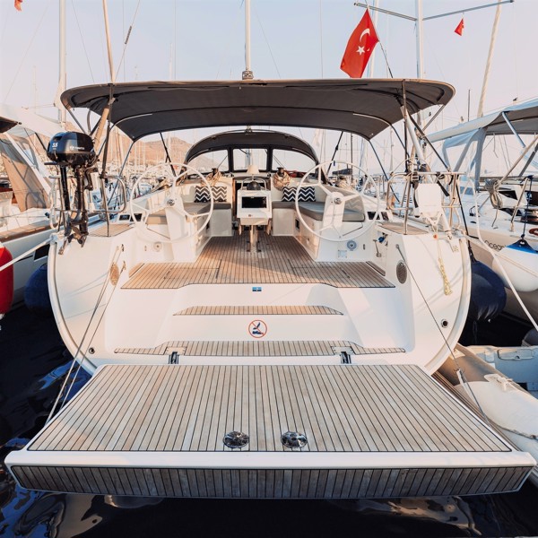2020 BAVARIA 46 CRUISER