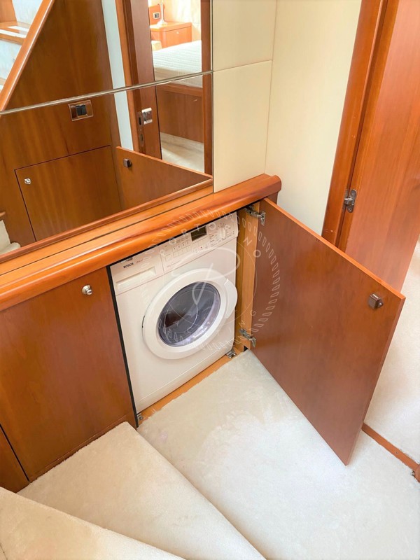 2006 SUNSEEKER 60