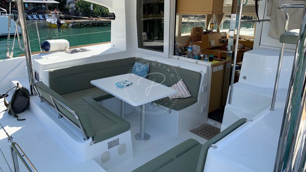 2014 LAGOON 39