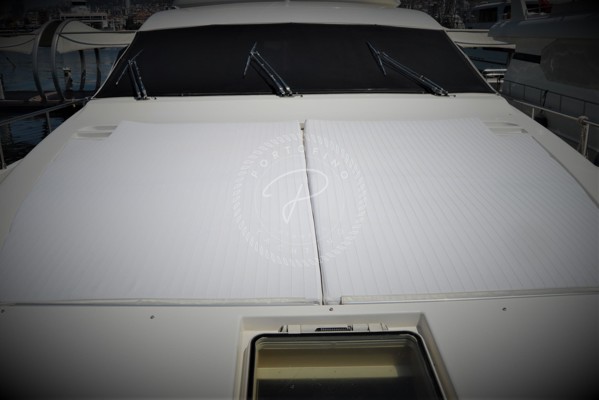 2001 FERRETTI YACHTS 80