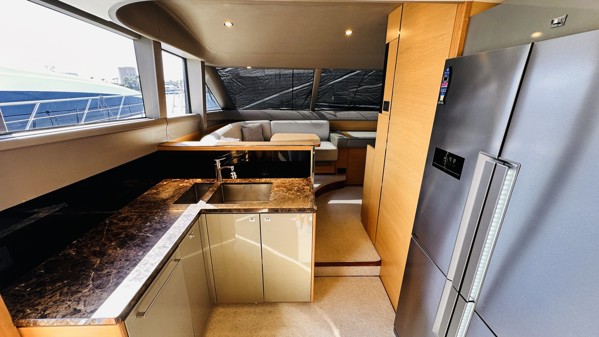 2014 PRINCESS 88