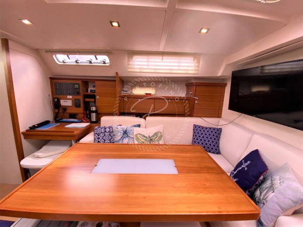 2011 HANSE 470