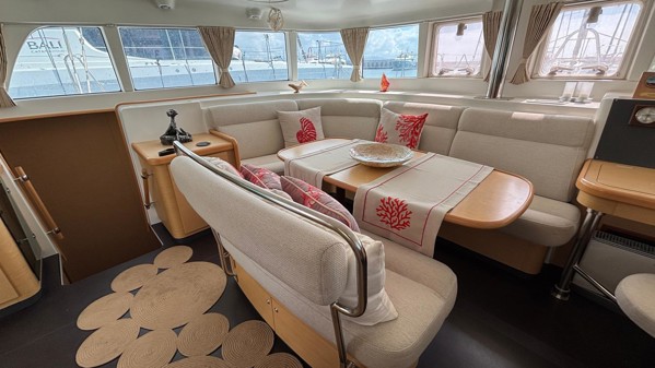 2008 LAGOON 440