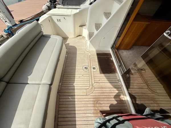 2002 PRINCESS 40