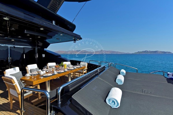 2011/2017 GOLDEN YACHTS CUSTOM 40M