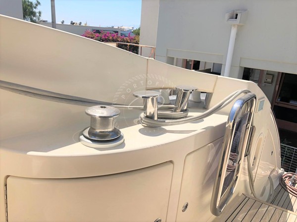 2010 AZIMUT 55 FLY
