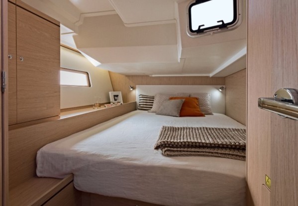 2022 BENETEAU OCEANIS 51.1