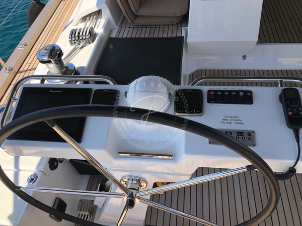 2017 JEANNEAU 64