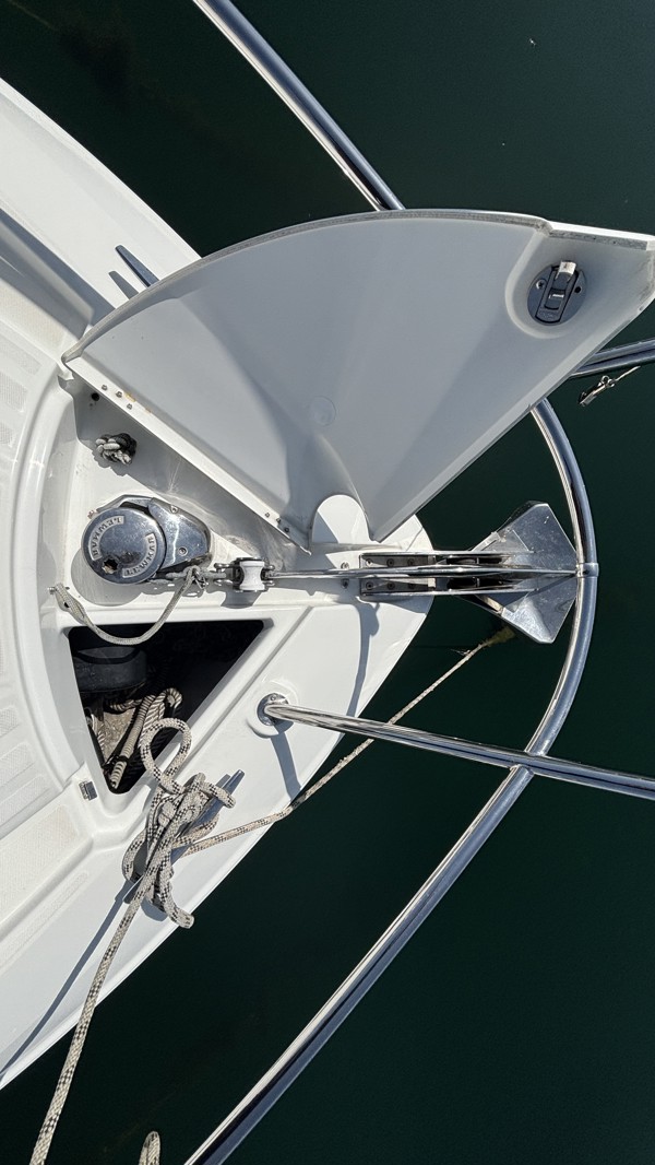 2014 BENETEAU GT 38
