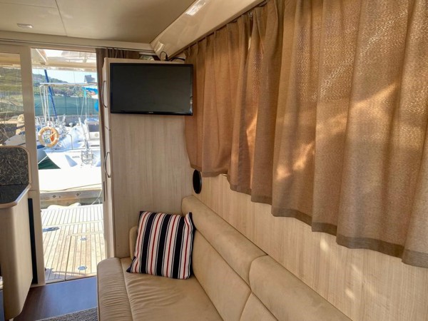 2016 GREENLINE 33 HYBRID