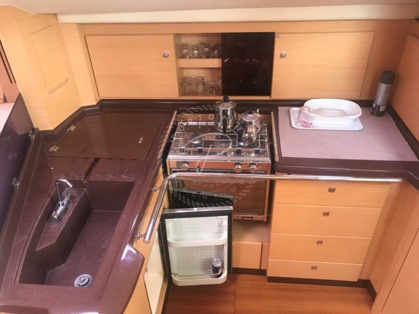 2012 AZUREE 40 VOYAGE