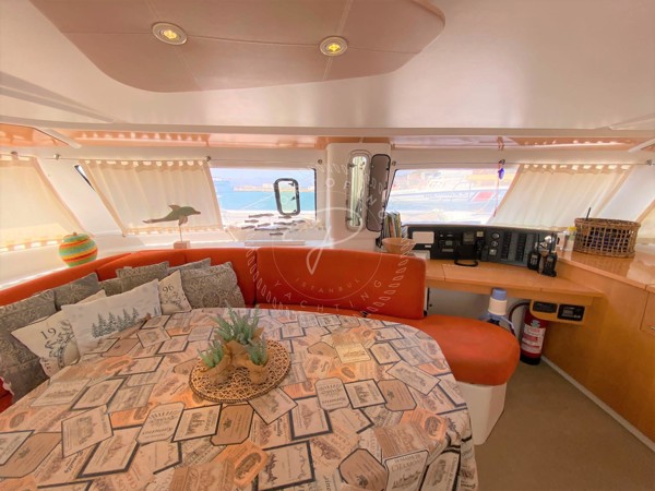 2008 FOUNTAINE PAJOT ORANA 44