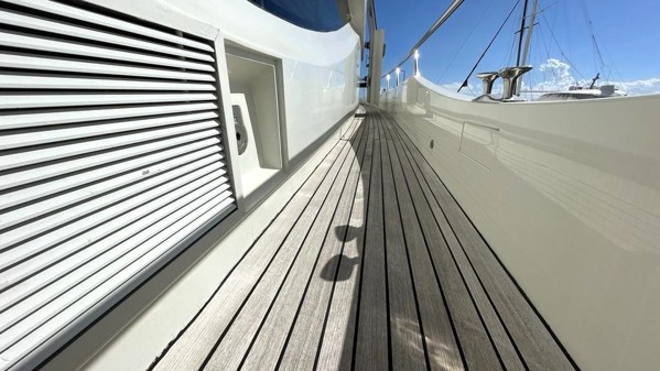 2010 NUMARINE 78 FLY