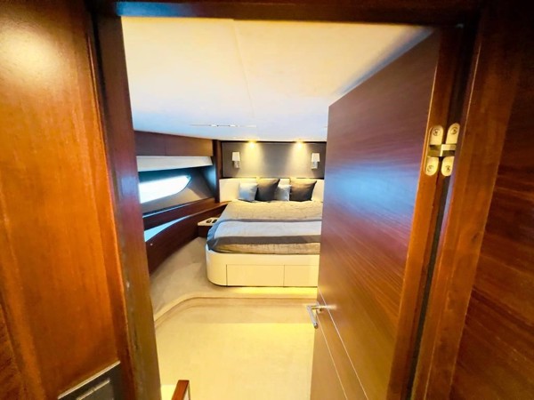 2015 PRINCESS 88