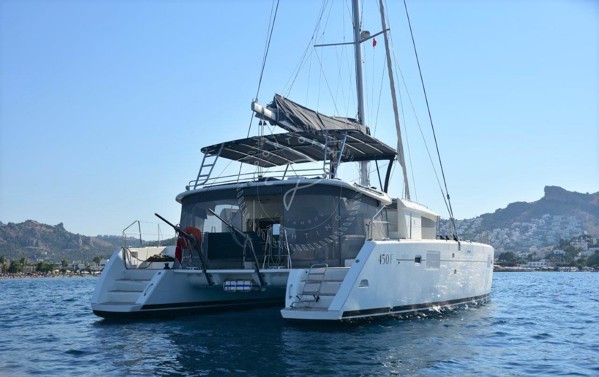 2019 LAGOON 450 F