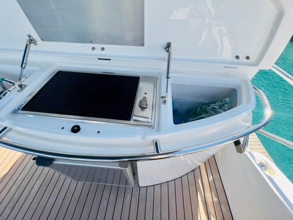 2009 SUNSEEKER MANHATTAN 60