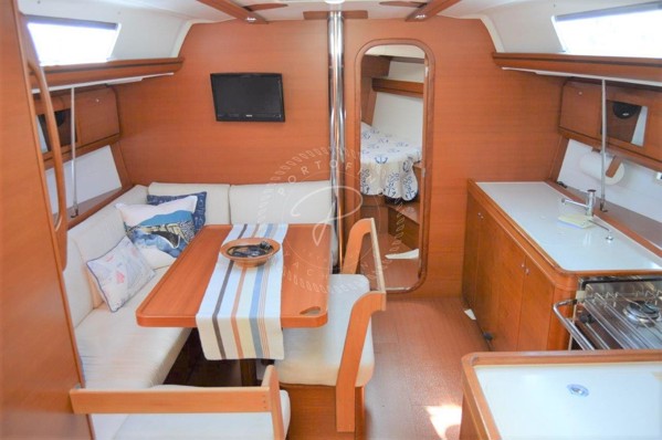 2011 DUFOUR 405 GRAND LARGE