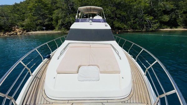 2017 LEOMAR 62