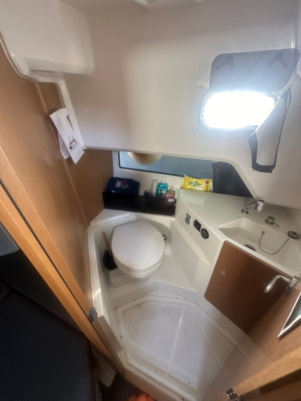 2020 BENETEAU BARRACUDA 9