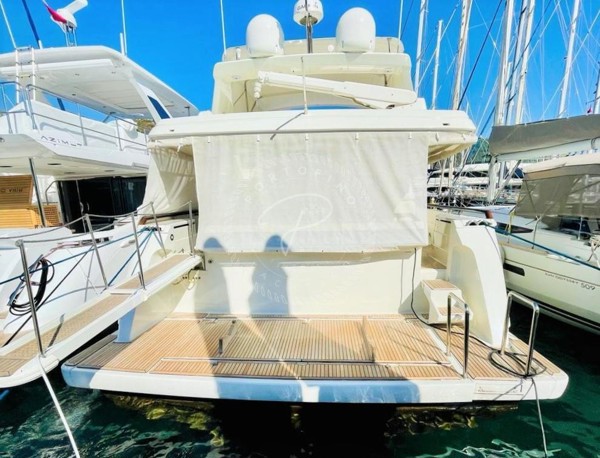 2003/2020 FERRETTI YACHTS 680