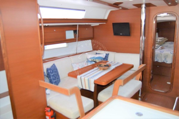 2011 DUFOUR 405 GRAND LARGE