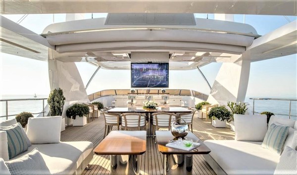 2014 BENETTI CRYSTAL 140