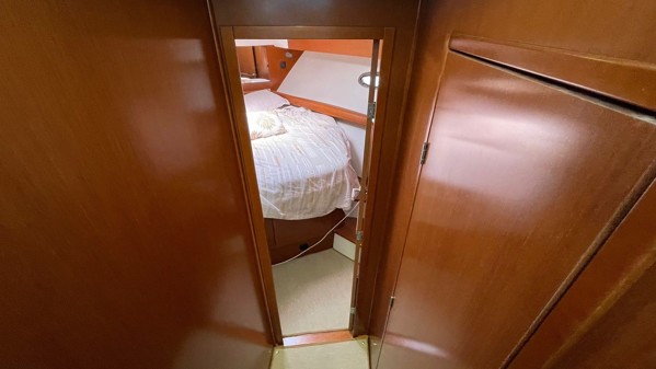 2012 BENETEAU ANTARES 42