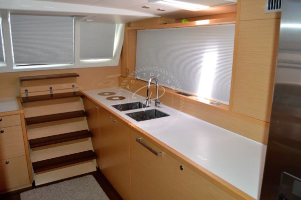 2012 LAGOON 620