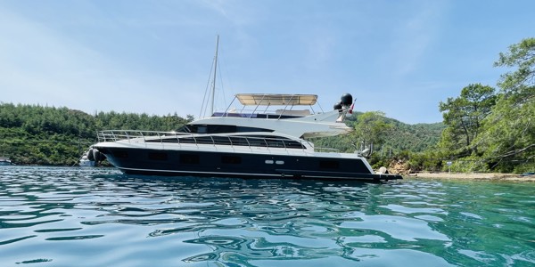 2017 LEOMAR 62
