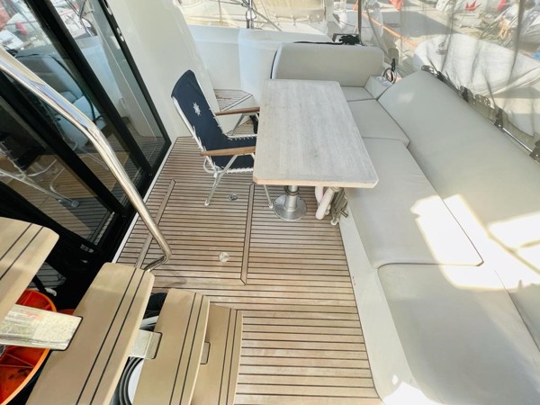 2021 PRESTIGE 420 FLY