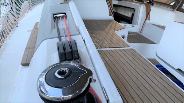 2012 JEANNEAU SUN ODYSSEY 44 DS