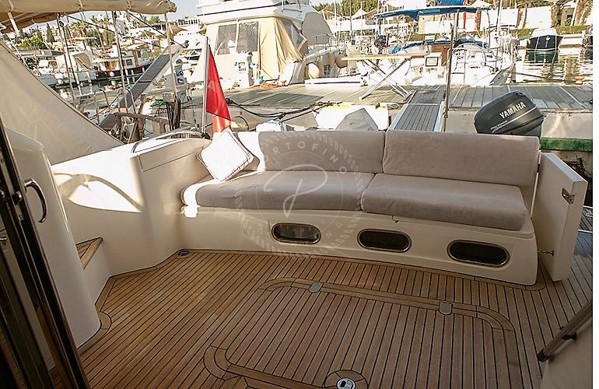 2000 PRINCESS 52