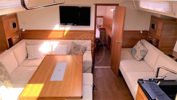 2010 HANSE 545