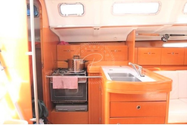 2005 BENETEAU FIRST 40.7