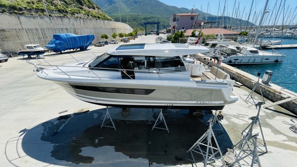 2014 JEANNEAU NC 11