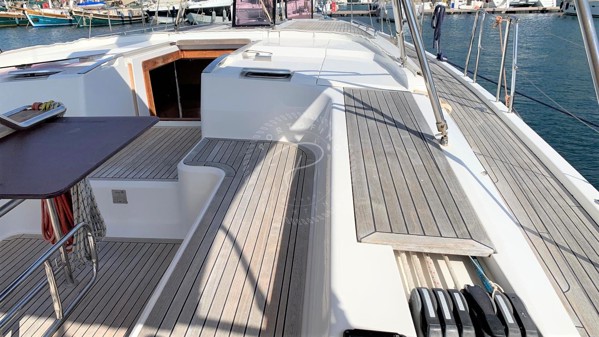 2010 HANSE 545