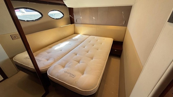 2013 PRINCESS 56 FLY 