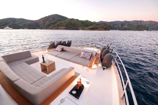 2023 SIRENA 68 