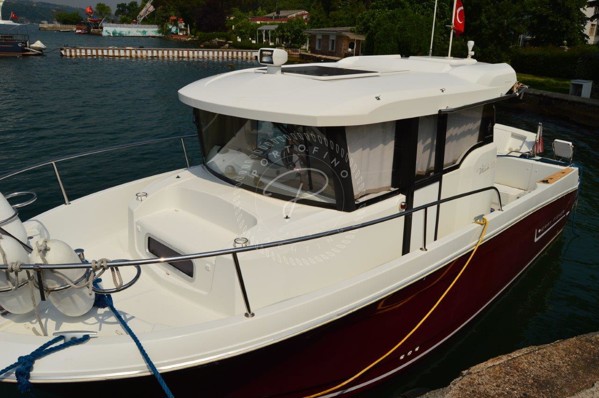 2014 JEANNEAU MF 855 MARLIN