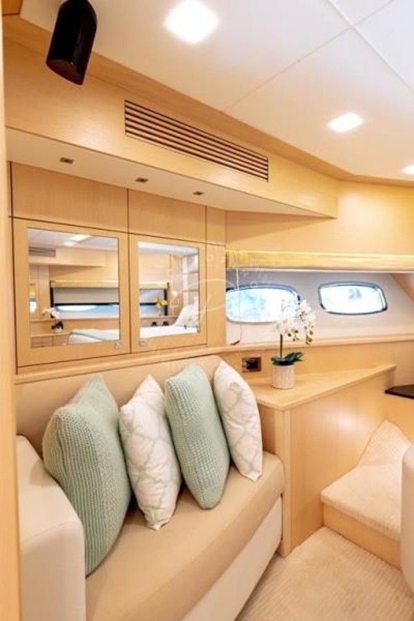 2014 SUNSEEKER MANHATTAN 88