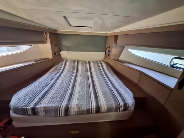 2021 PRESTIGE 420 FLY