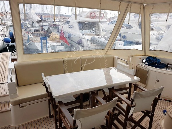 2012 AZIMUT 60 FLY