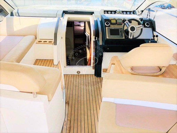 2008 FAIRLINE TARGA 44 GT
