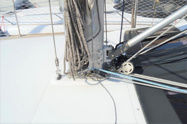 2012 JEANNEAU 53