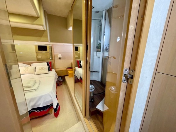 2009 PRINCESS 50